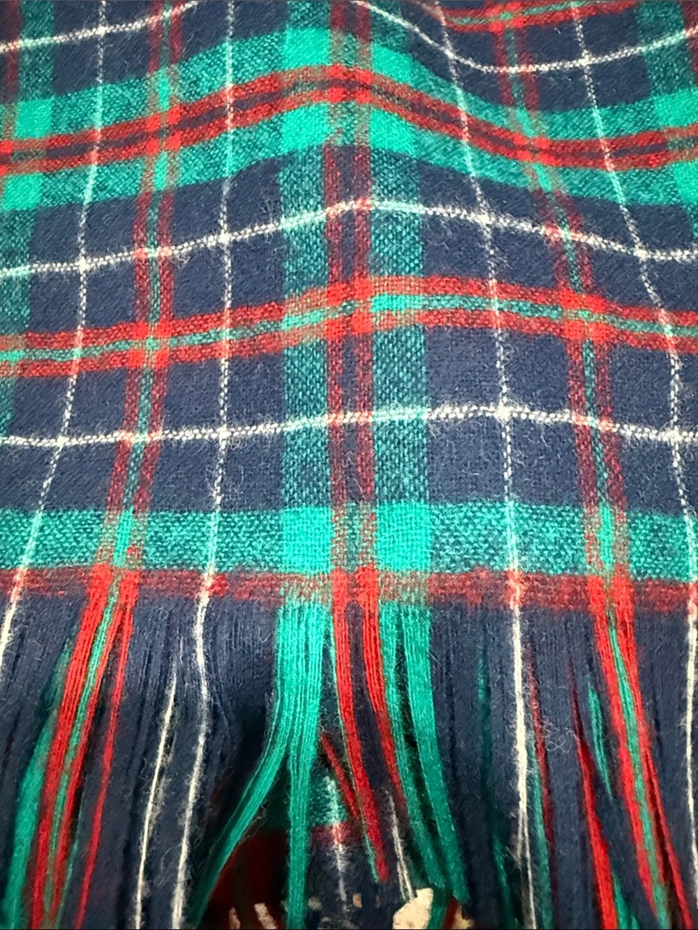 Pendleton 100% Virgin Wool Tartan Scarf Blue Green Red Fringe Classic Rectangle